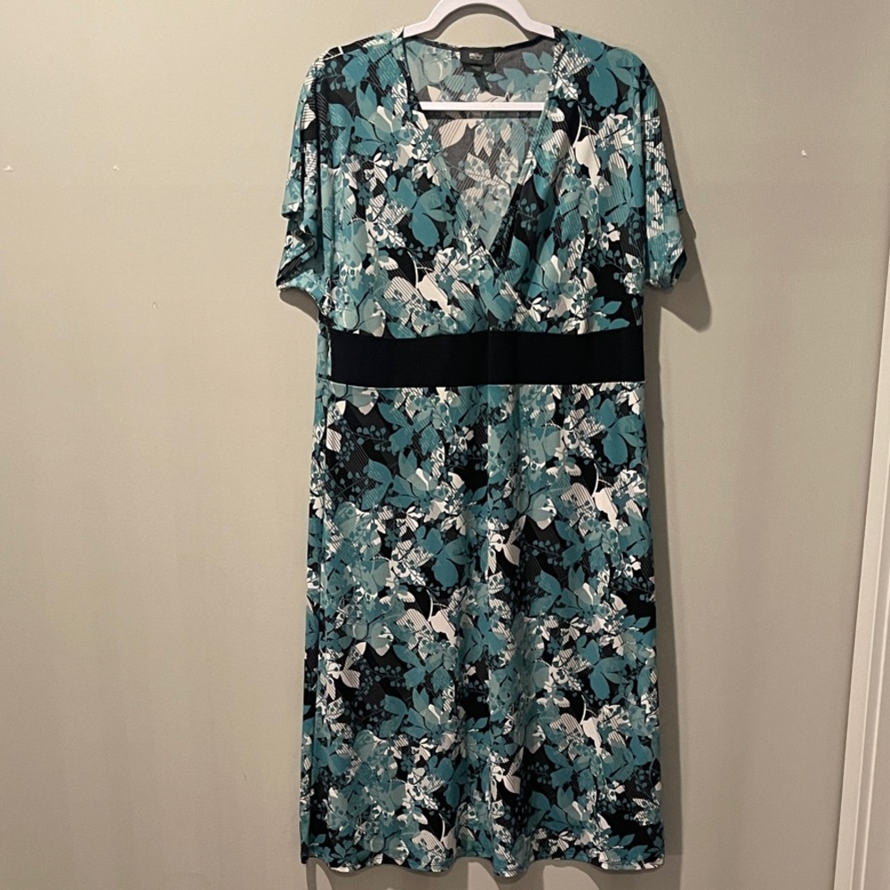 Mossimo Supply Co. Teal and Black Floral Midi Dress